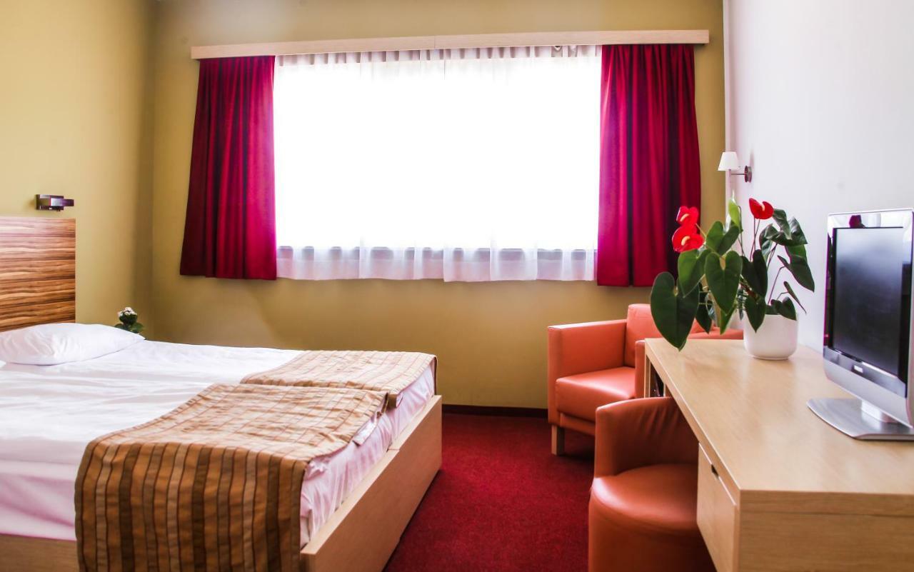 Hotel Veter Ruse Екстер'єр фото